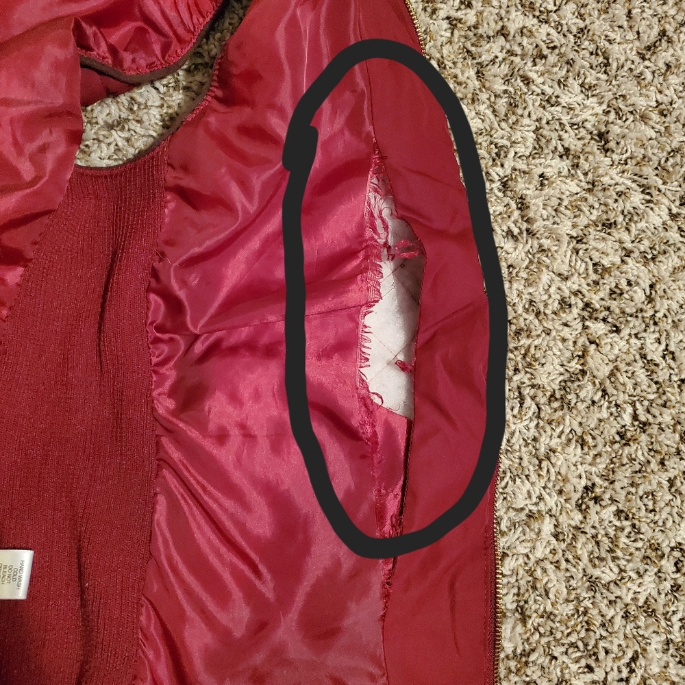 Vests (two) - Picture 4 of 4